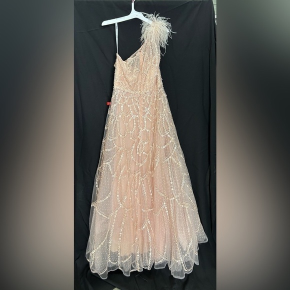 Mac Duggal 20389 NWOT EMBELLISHED ONE SHOULDER A LINE GOWN - Picture 6 of 6